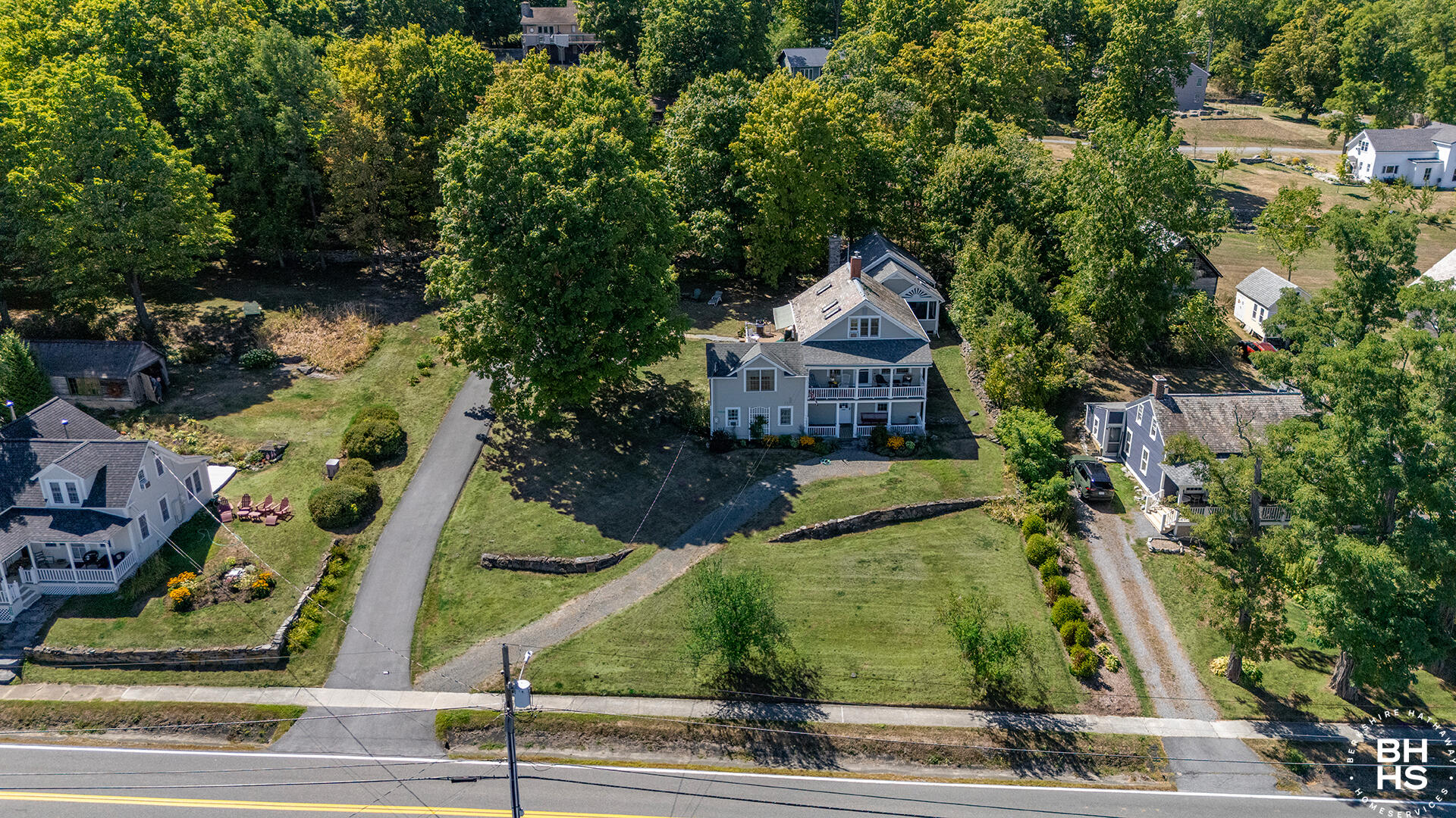 2255 LakeShore Road