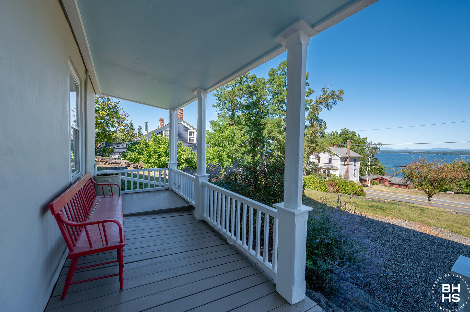 2255 LakeShore Road