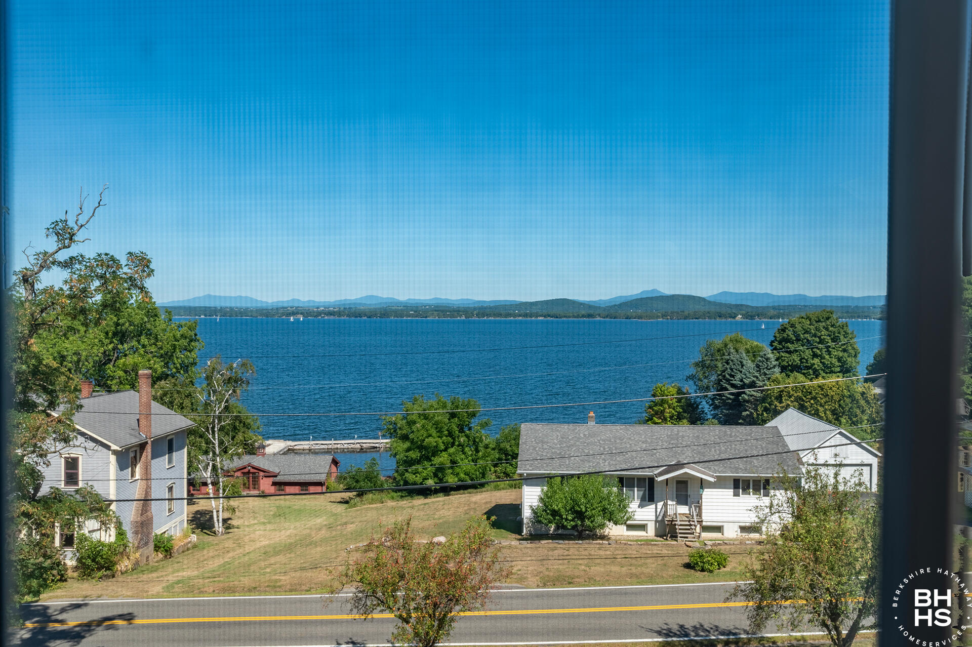 2255 LakeShore Road