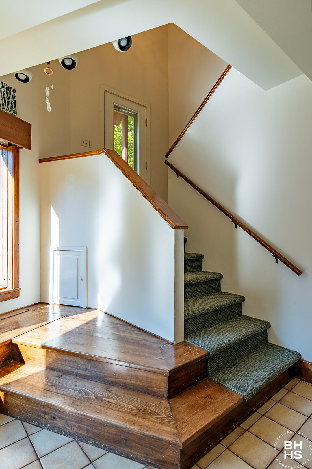 484 Hardy Road