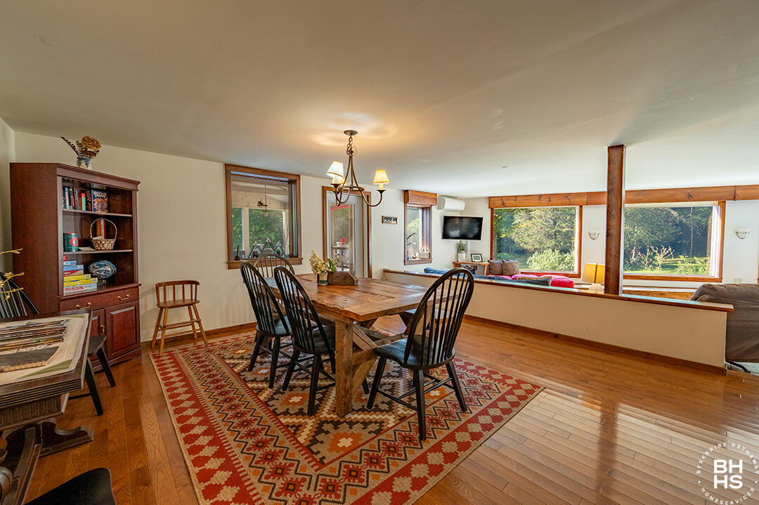 484 Hardy Road