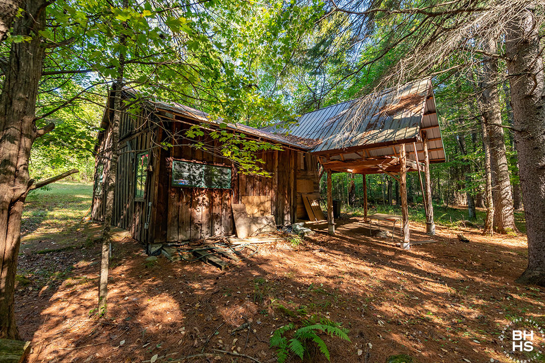 484 Hardy Road
