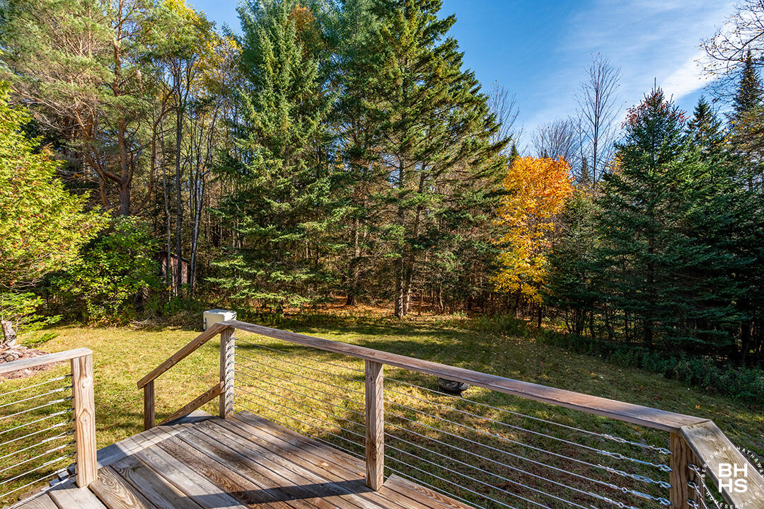 88 Old Wawbeek Road, Tupper Lake