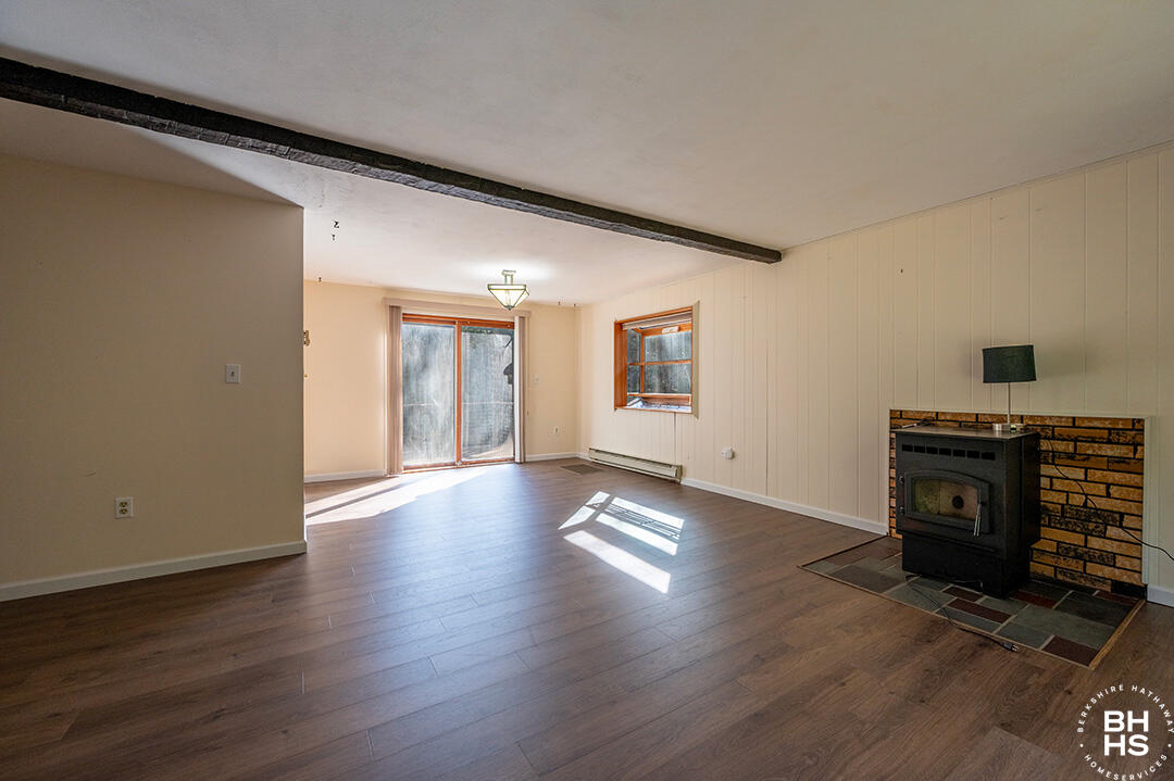 88 Old Wawbeek Road, Tupper Lake