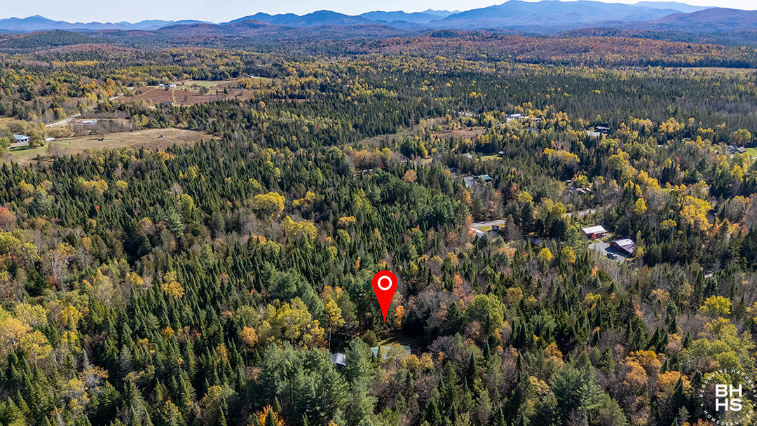 88 Old Wawbeek Road, Tupper Lake