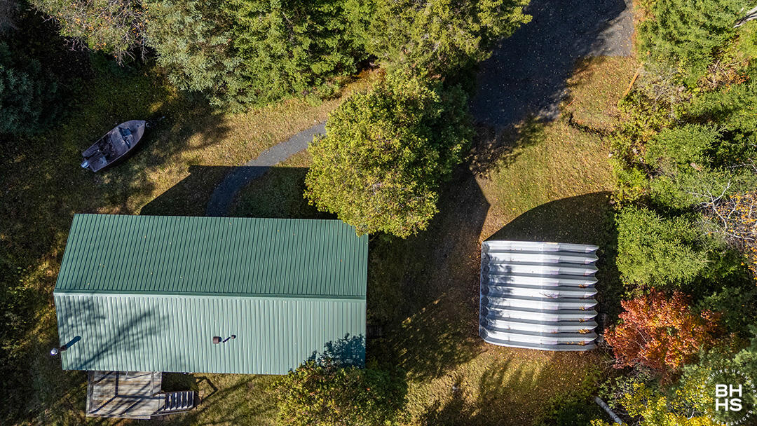 88 Old Wawbeek Road, Tupper Lake