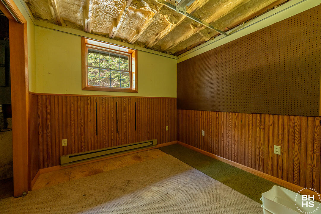 88 Old Wawbeek Road, Tupper Lake