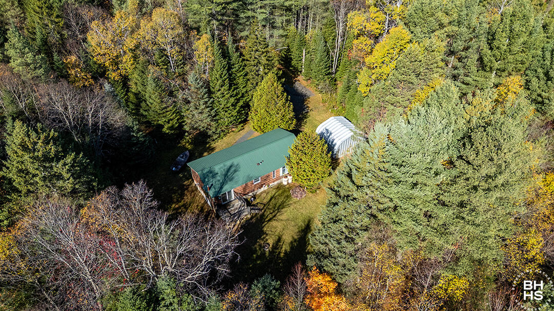 88 Old Wawbeek Road, Tupper Lake