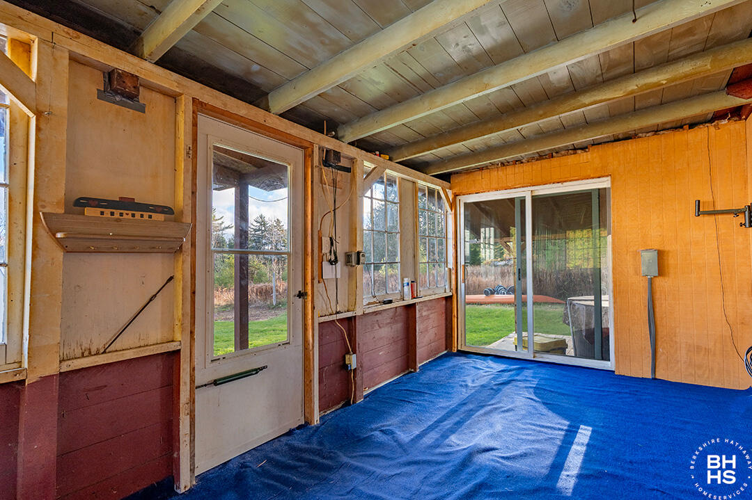 136 Old Military Road