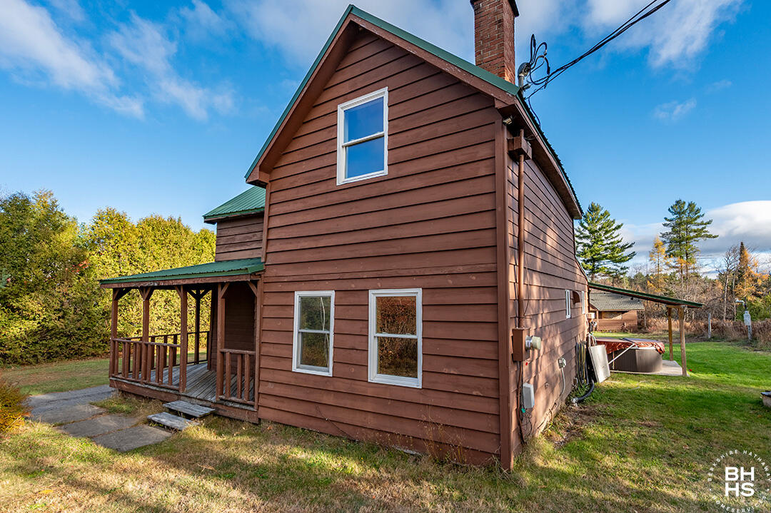 136 Old Military Road