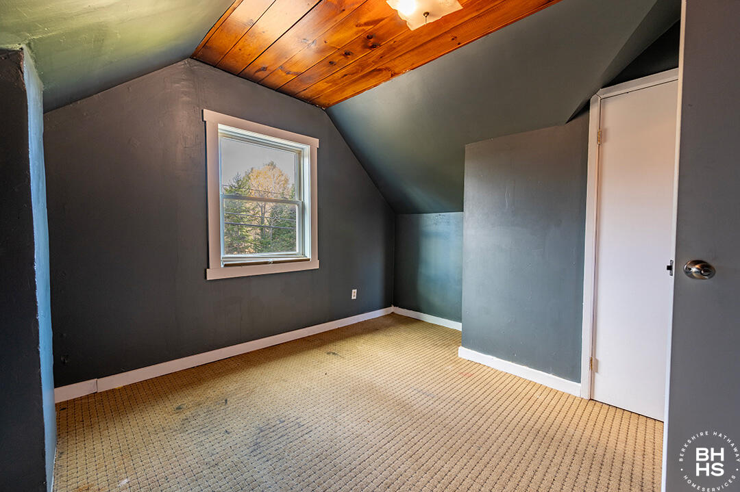 136 Old Military Road