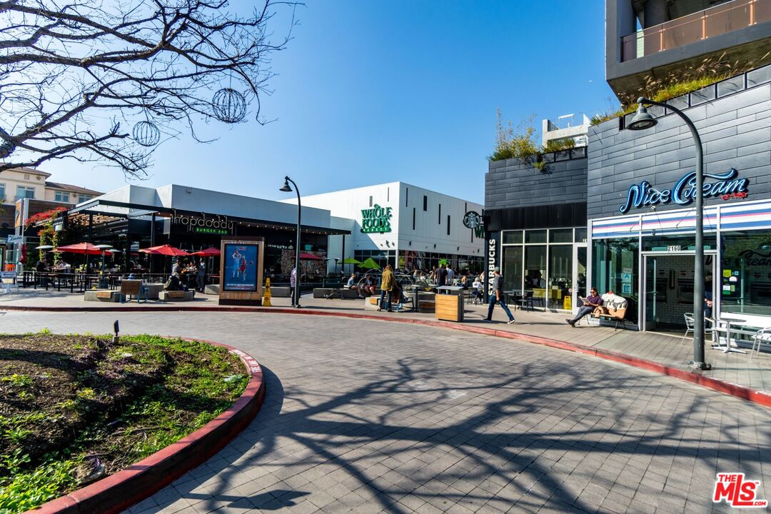 5400 Playa Vista Dr Unit: 2