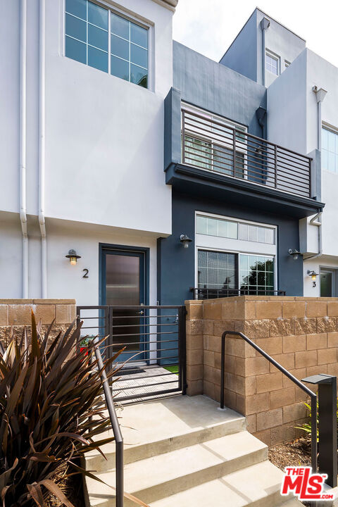 5400 Playa Vista Dr Unit: 2