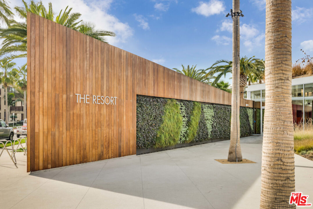 5400 Playa Vista Dr Unit: 2