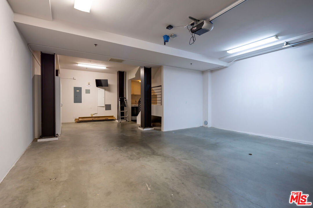 5400 Playa Vista Dr Unit: 2