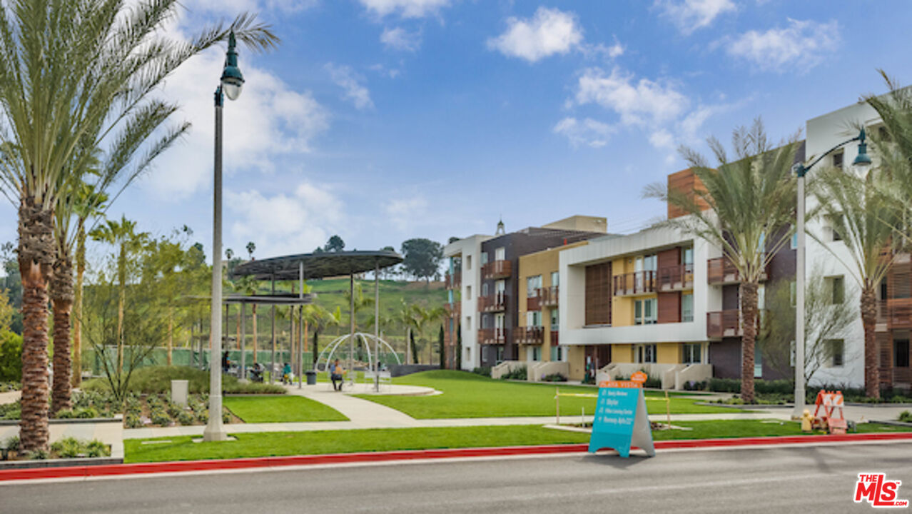 5400 Playa Vista Dr Unit: 2