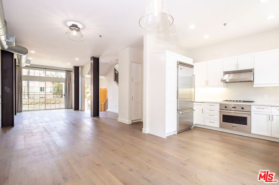 5400 Playa Vista Dr Unit: 2