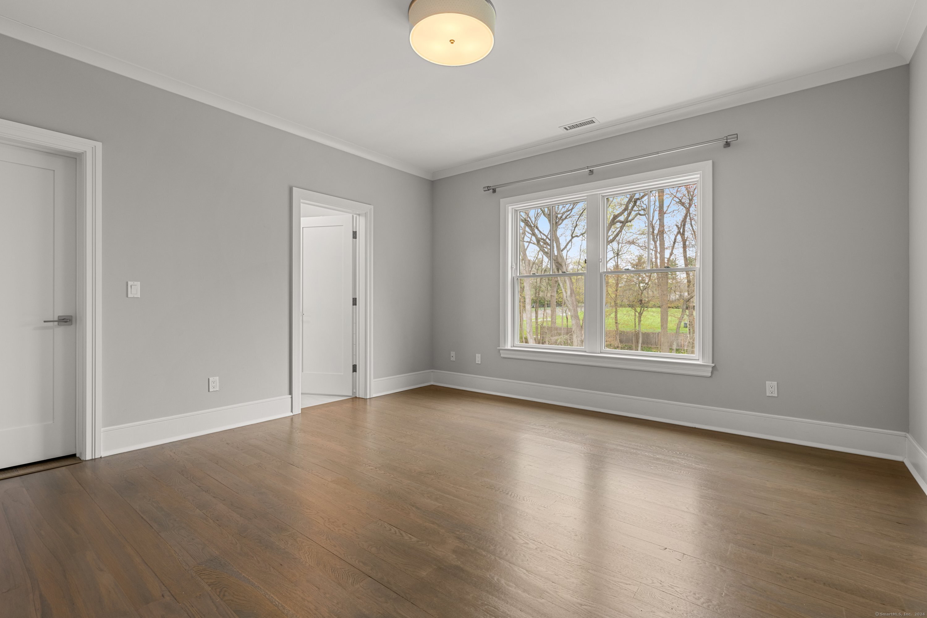 6 Burr Farms Road