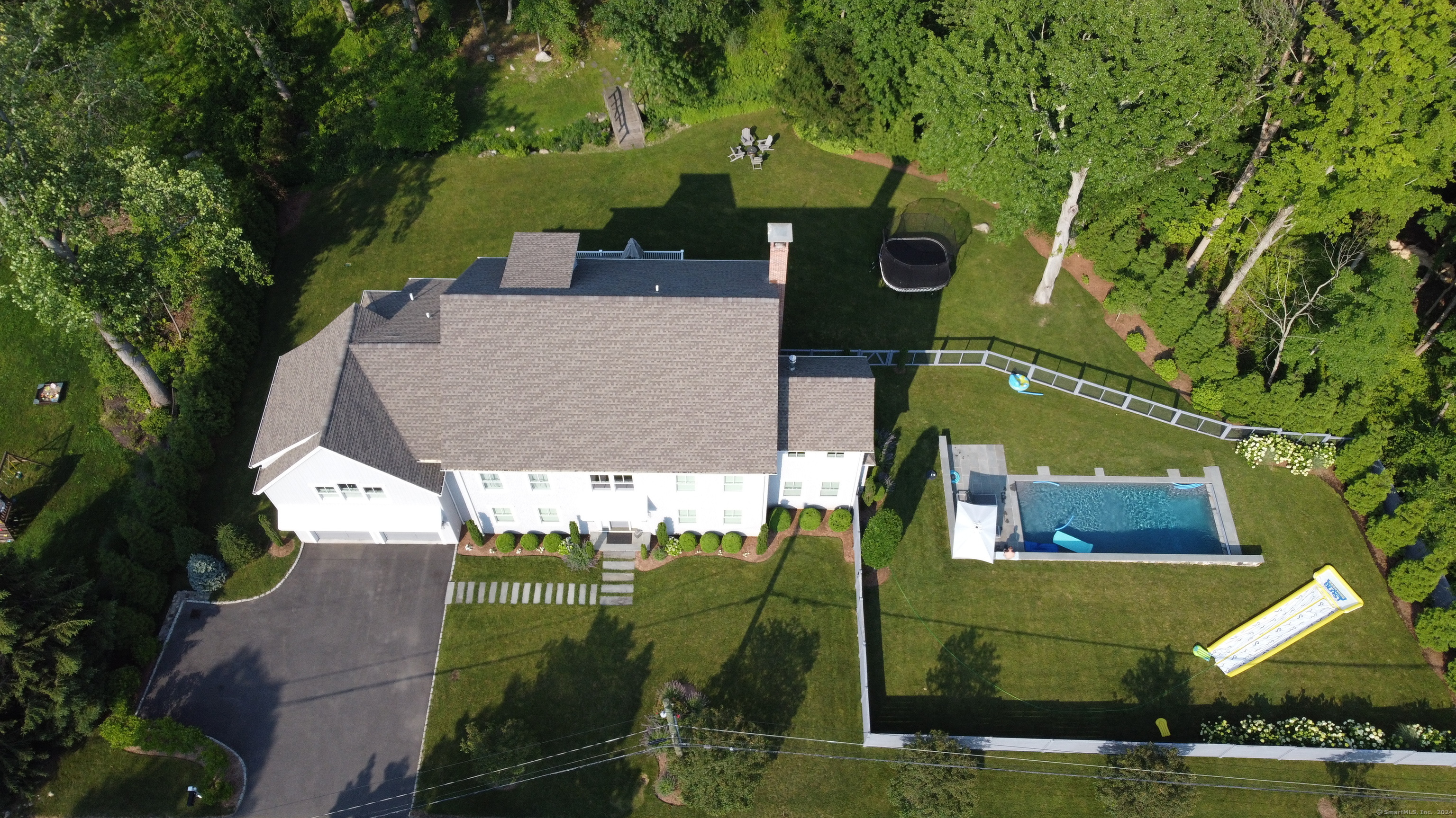 6 Burr Farms Road