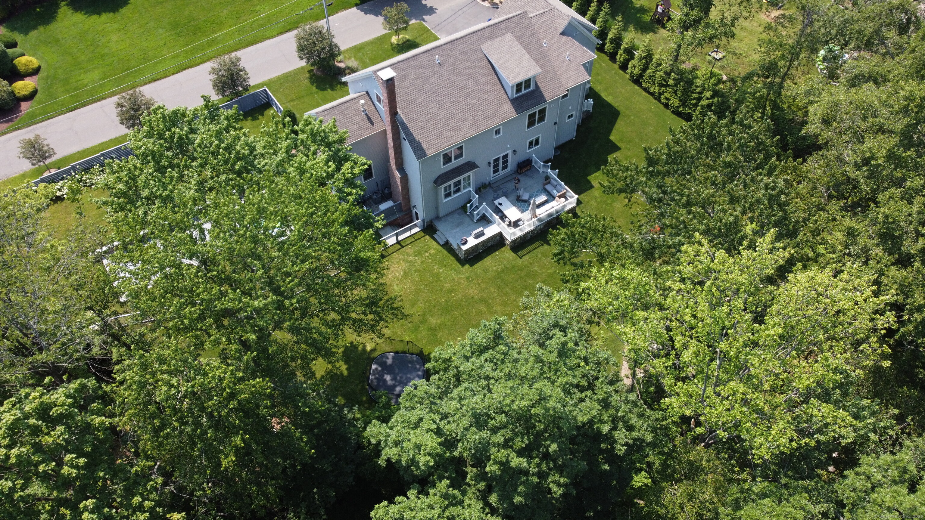 6 Burr Farms Road