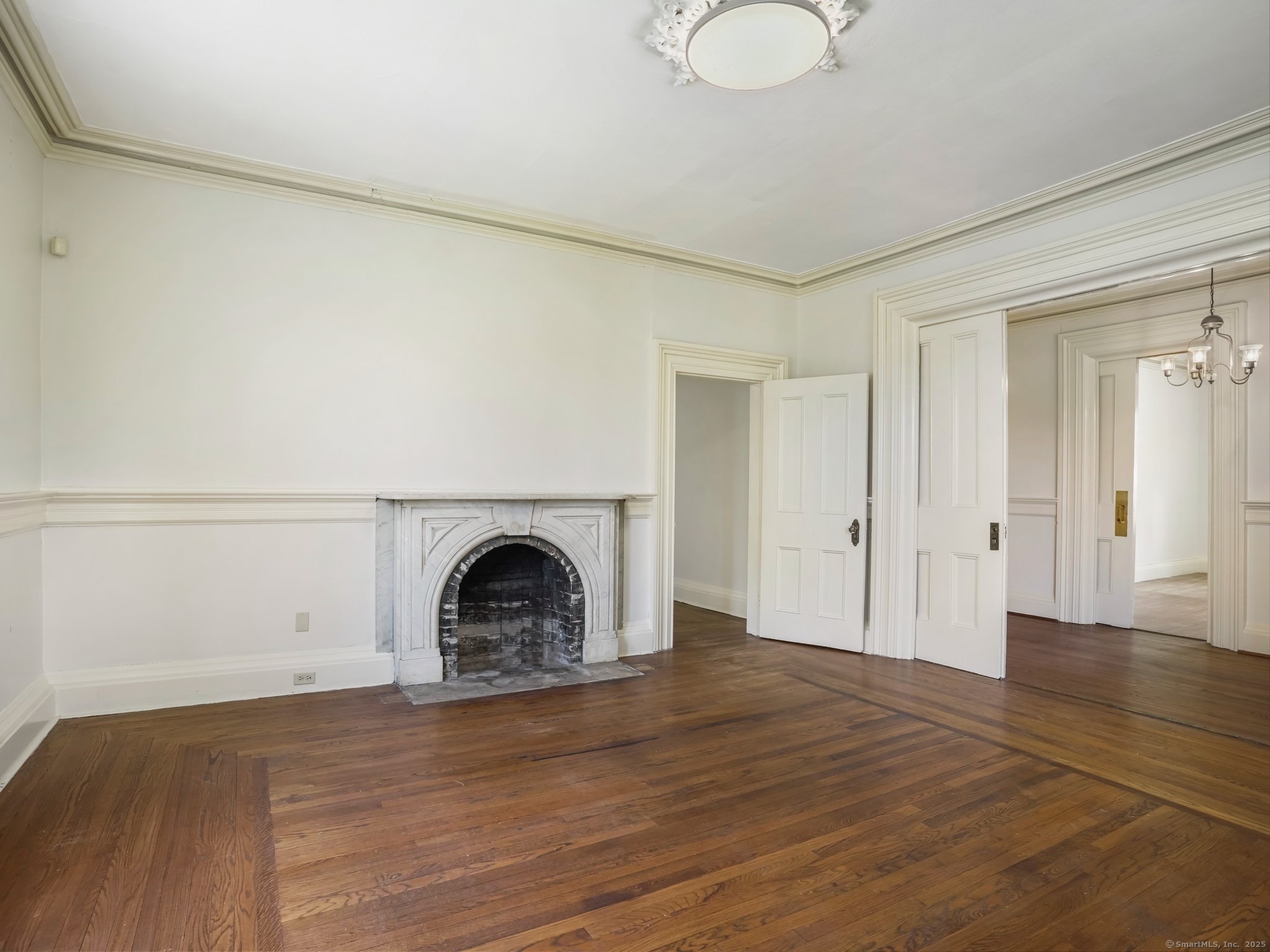 87 Ellsworth Street 87
