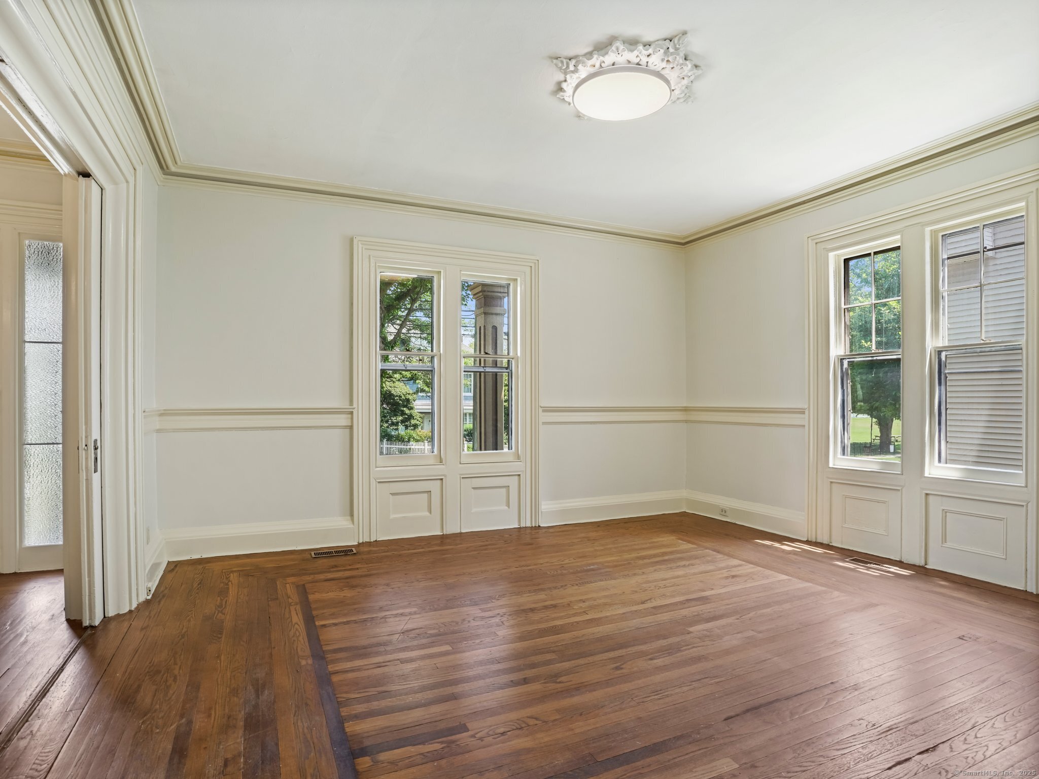 87 Ellsworth Street 87