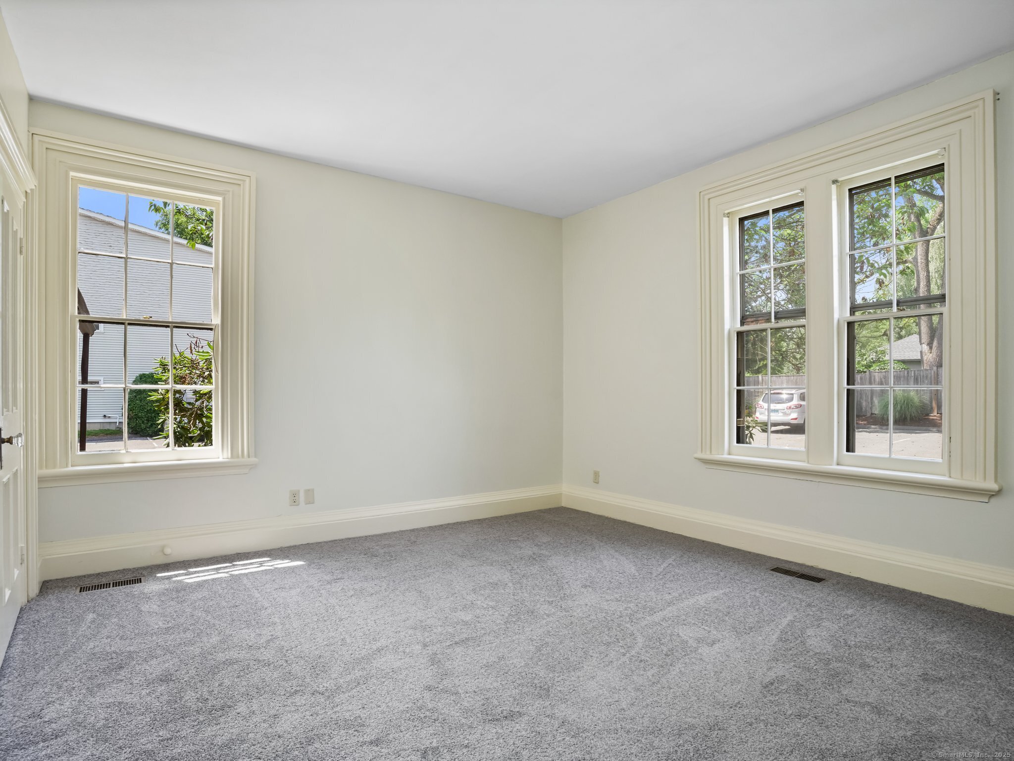 87 Ellsworth Street 87