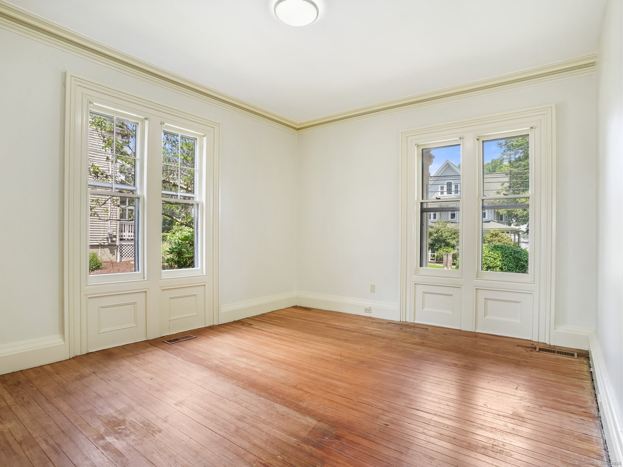 87 Ellsworth Street 87