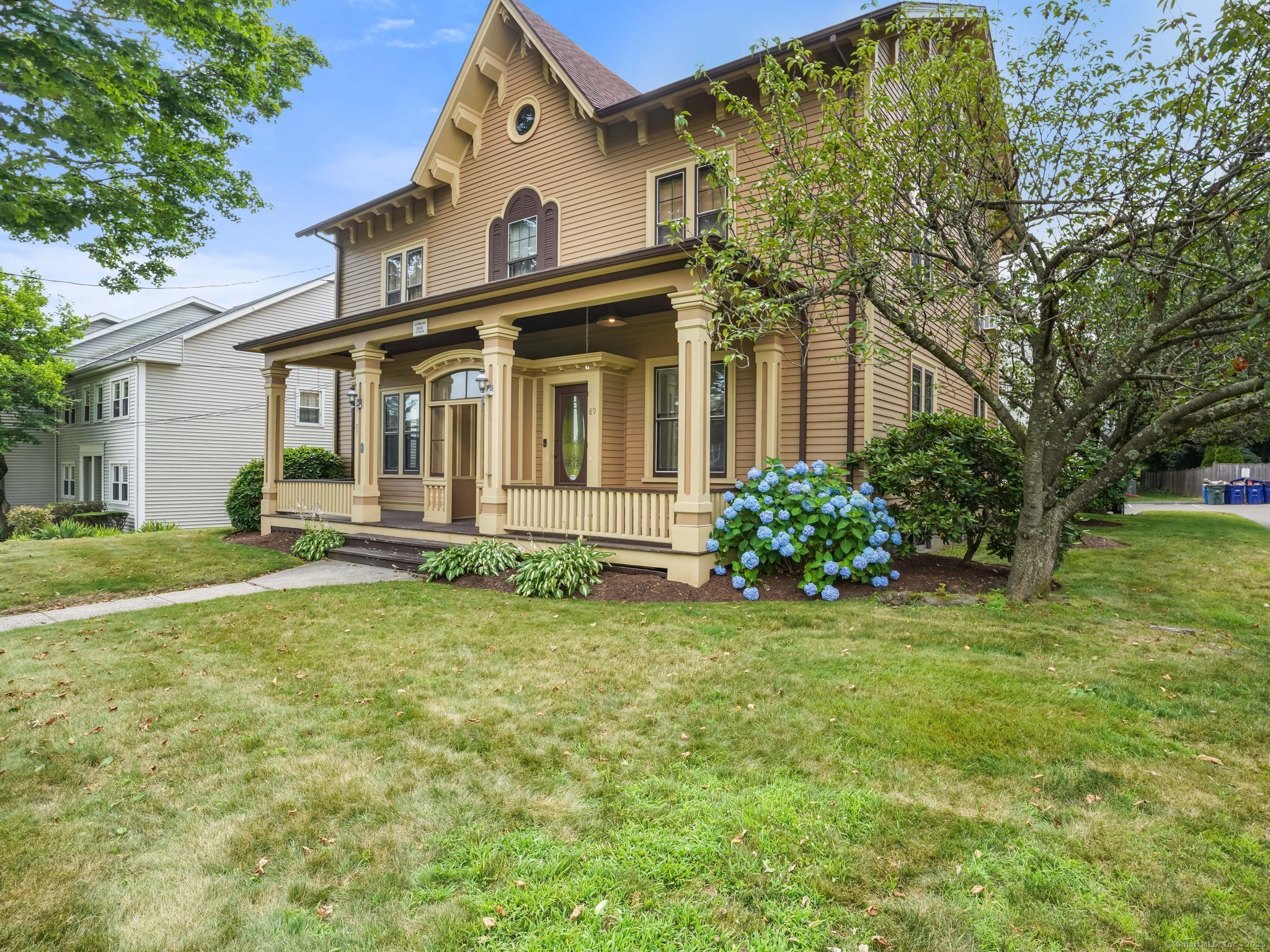 87 Ellsworth Street 87
