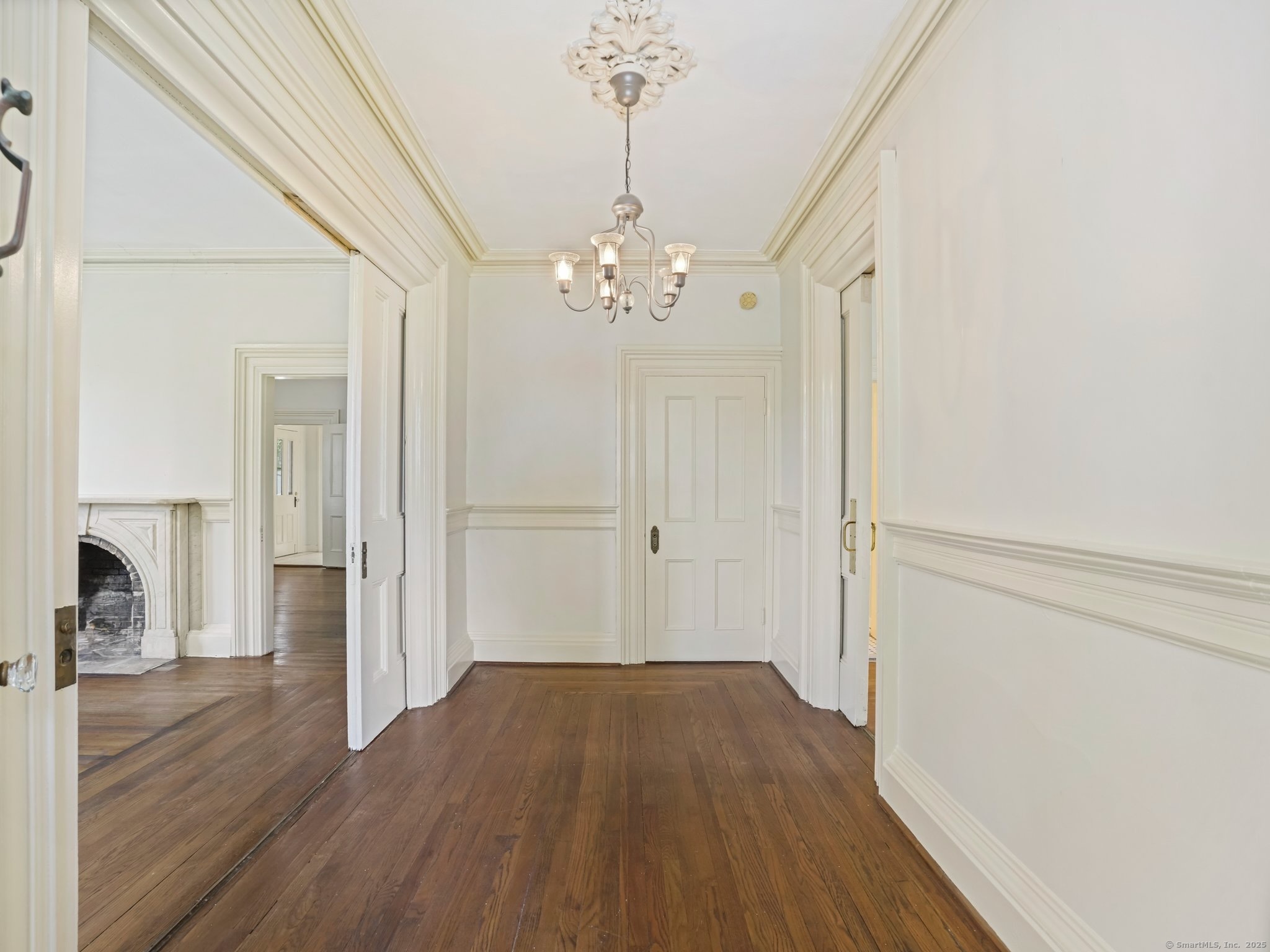 87 Ellsworth Street 87