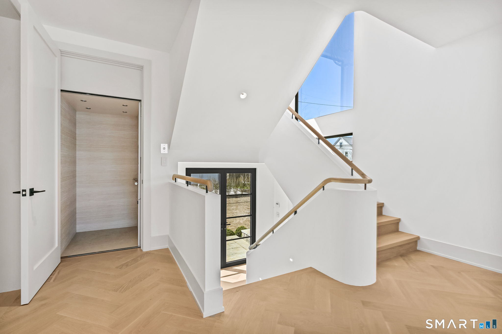 14 Owenoke Park