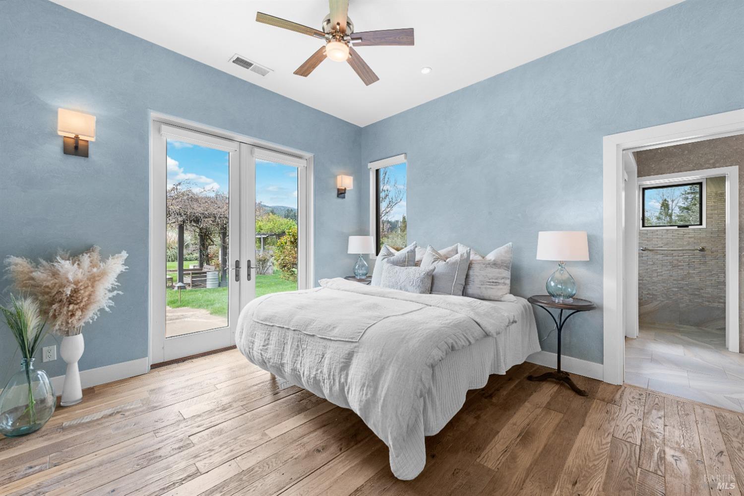 1480 S Whitehall Lane