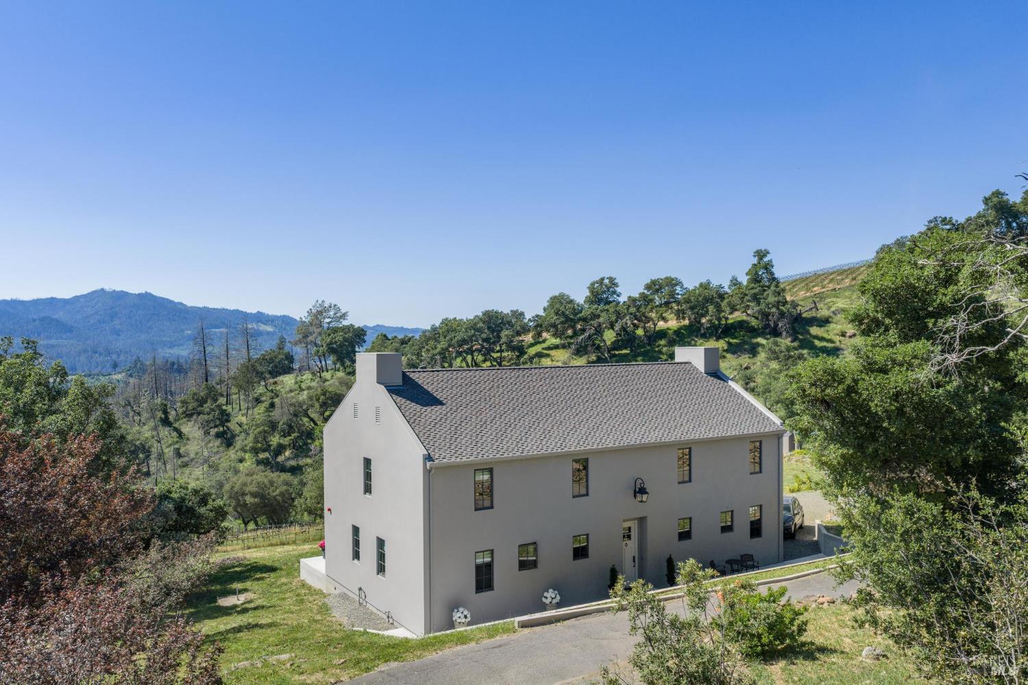1044 Deer Park Road