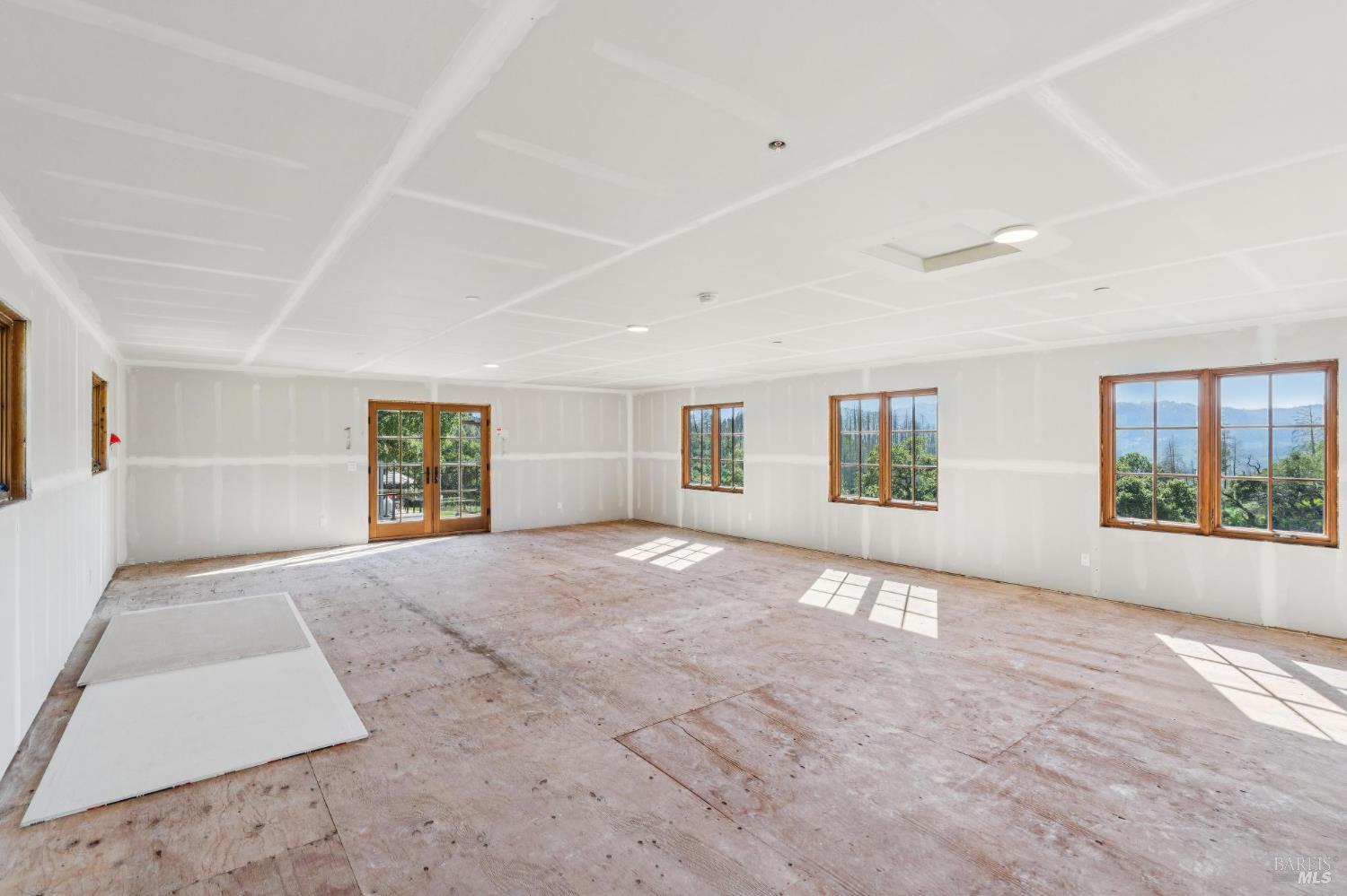 1044 Deer Park Road