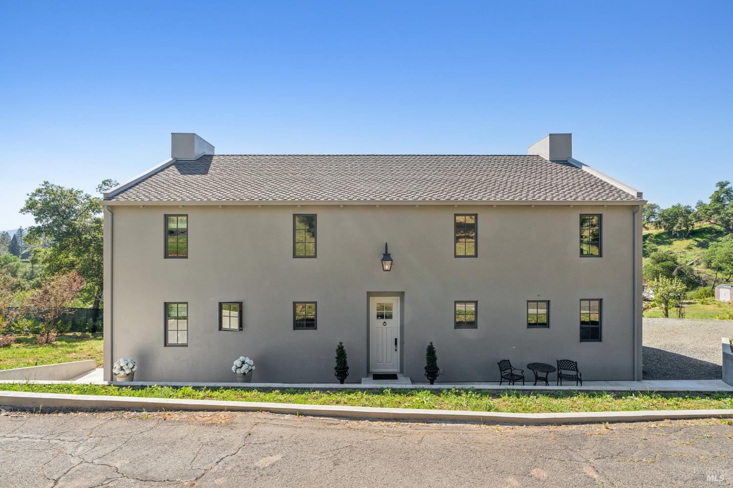 1044 Deer Park Road