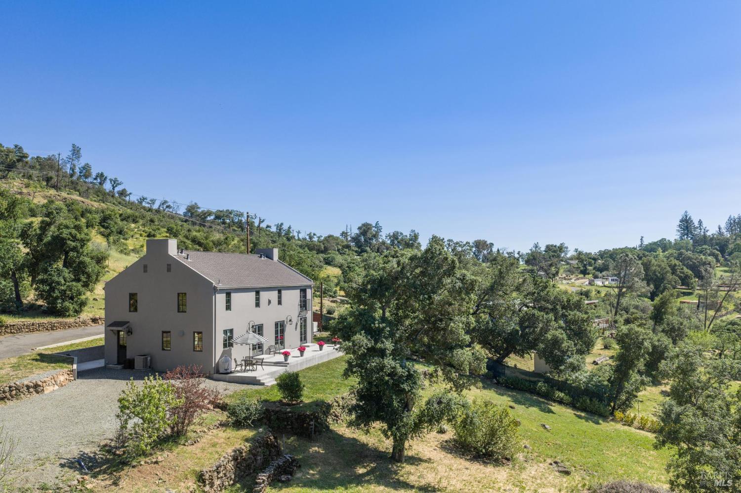 1044 Deer Park Road