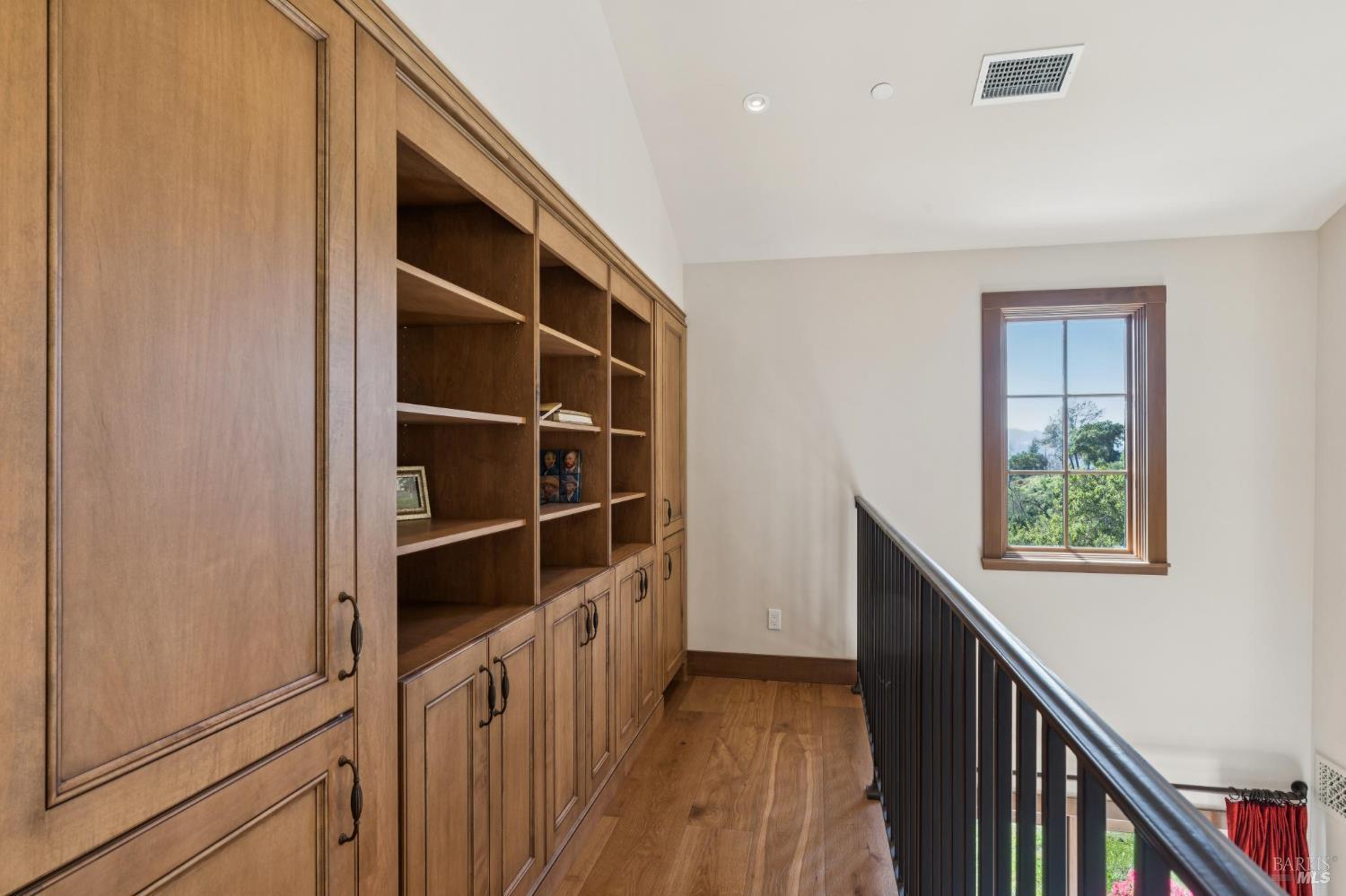 1044 Deer Park Road