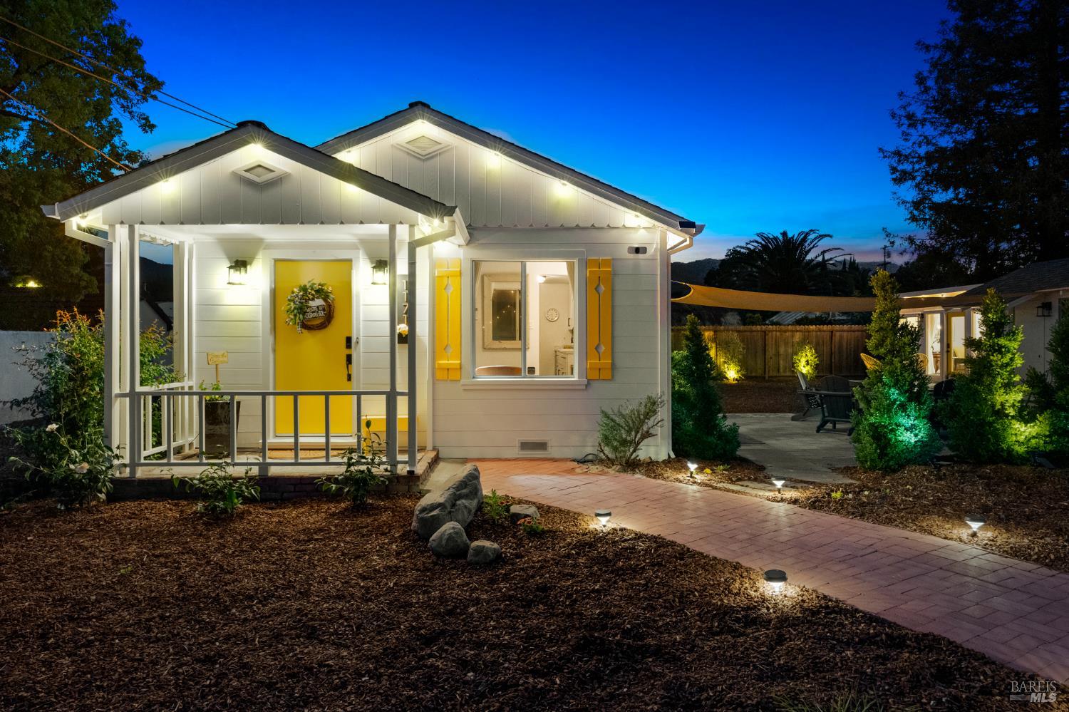 1171 Mountain View Avenue