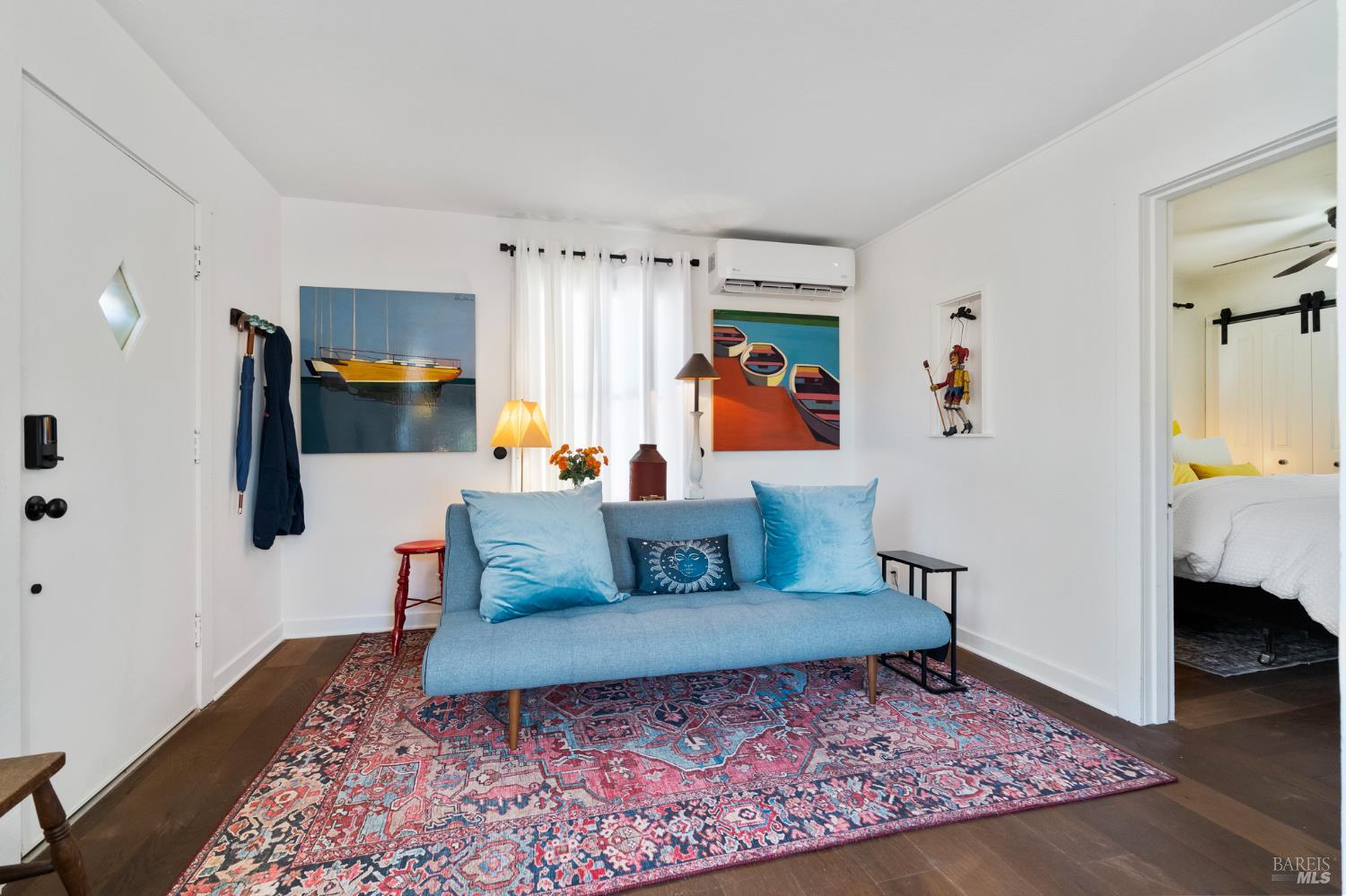 1171 Mountain View Avenue