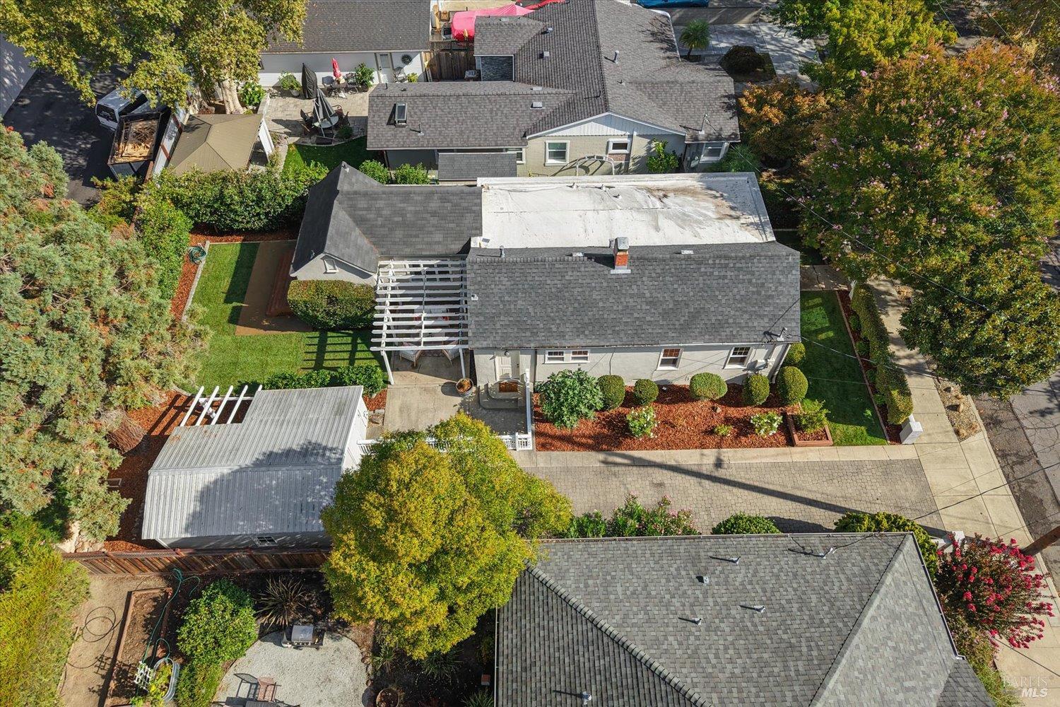 527 Monroe Street