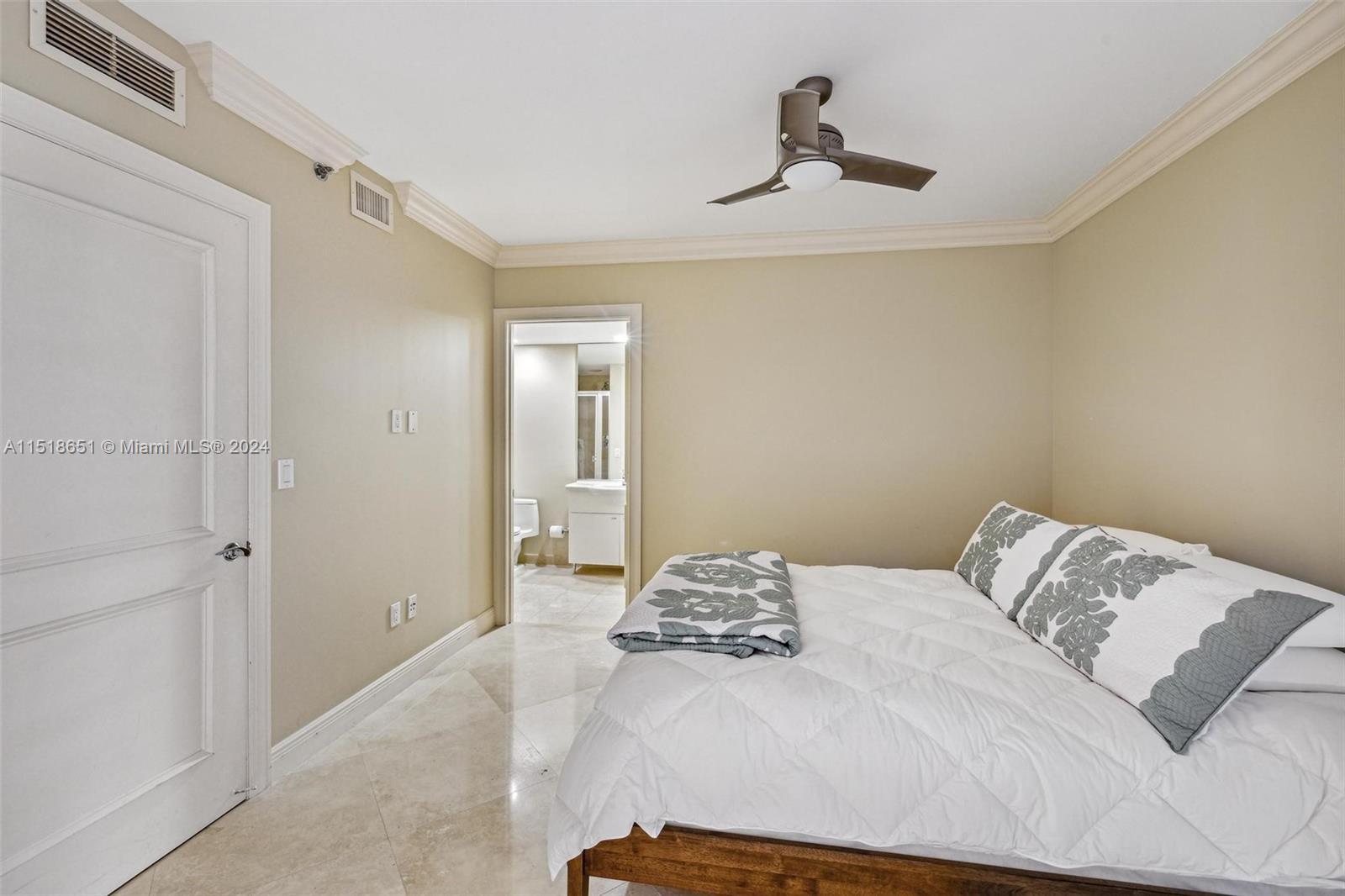 1800 S Ocean Dr # 2201