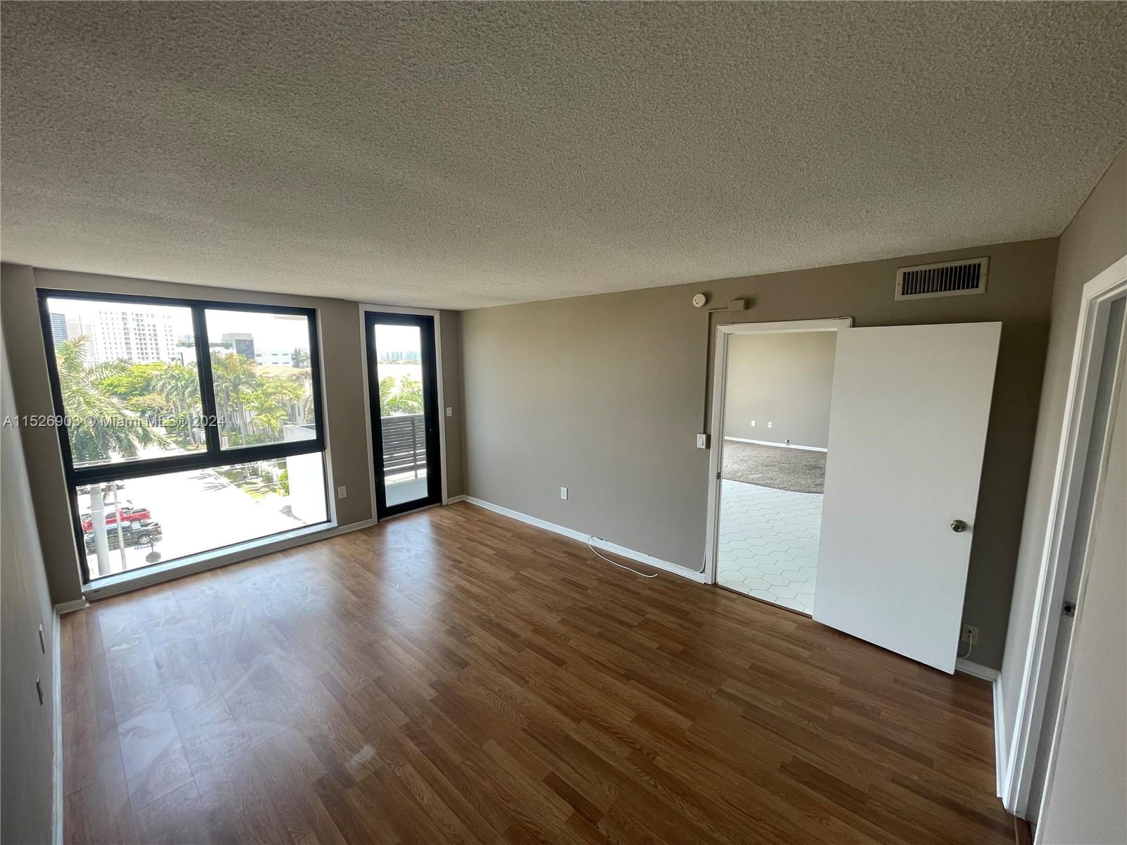 9800 W Bay Harbor Dr # 608
