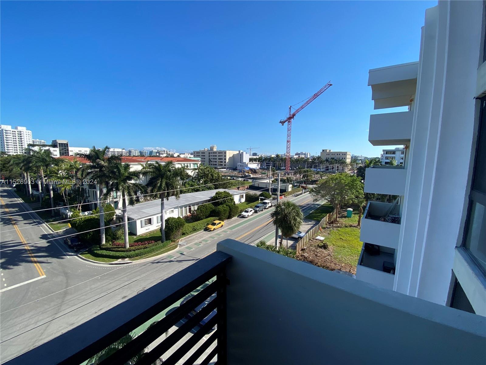 9800 W Bay Harbor Dr # 608