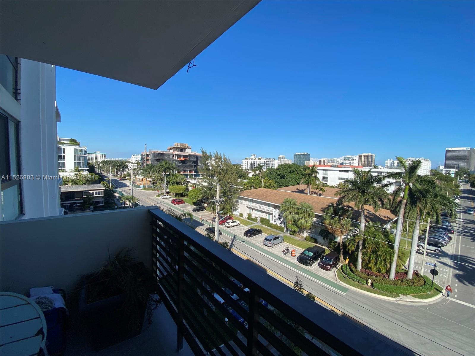 9800 W Bay Harbor Dr # 608