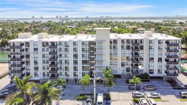 9800 W Bay Harbor Dr # 608