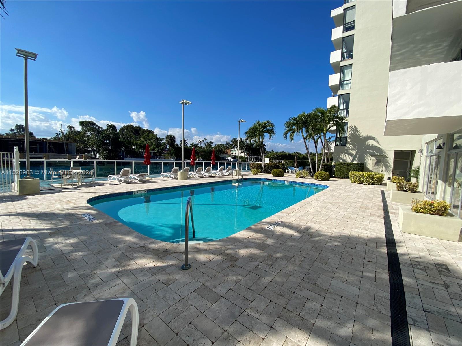 9800 W Bay Harbor Dr # 608