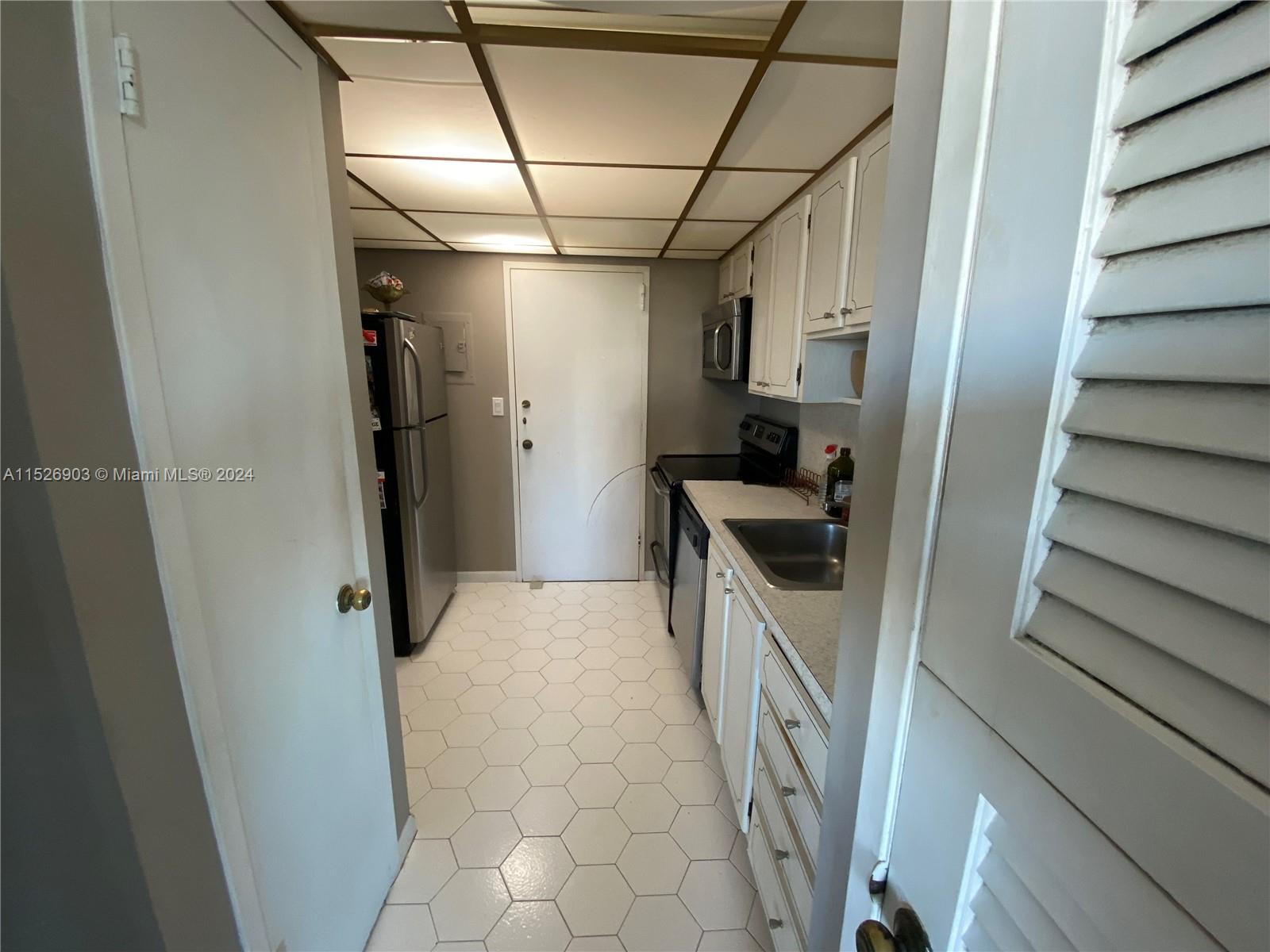 9800 W Bay Harbor Dr # 608