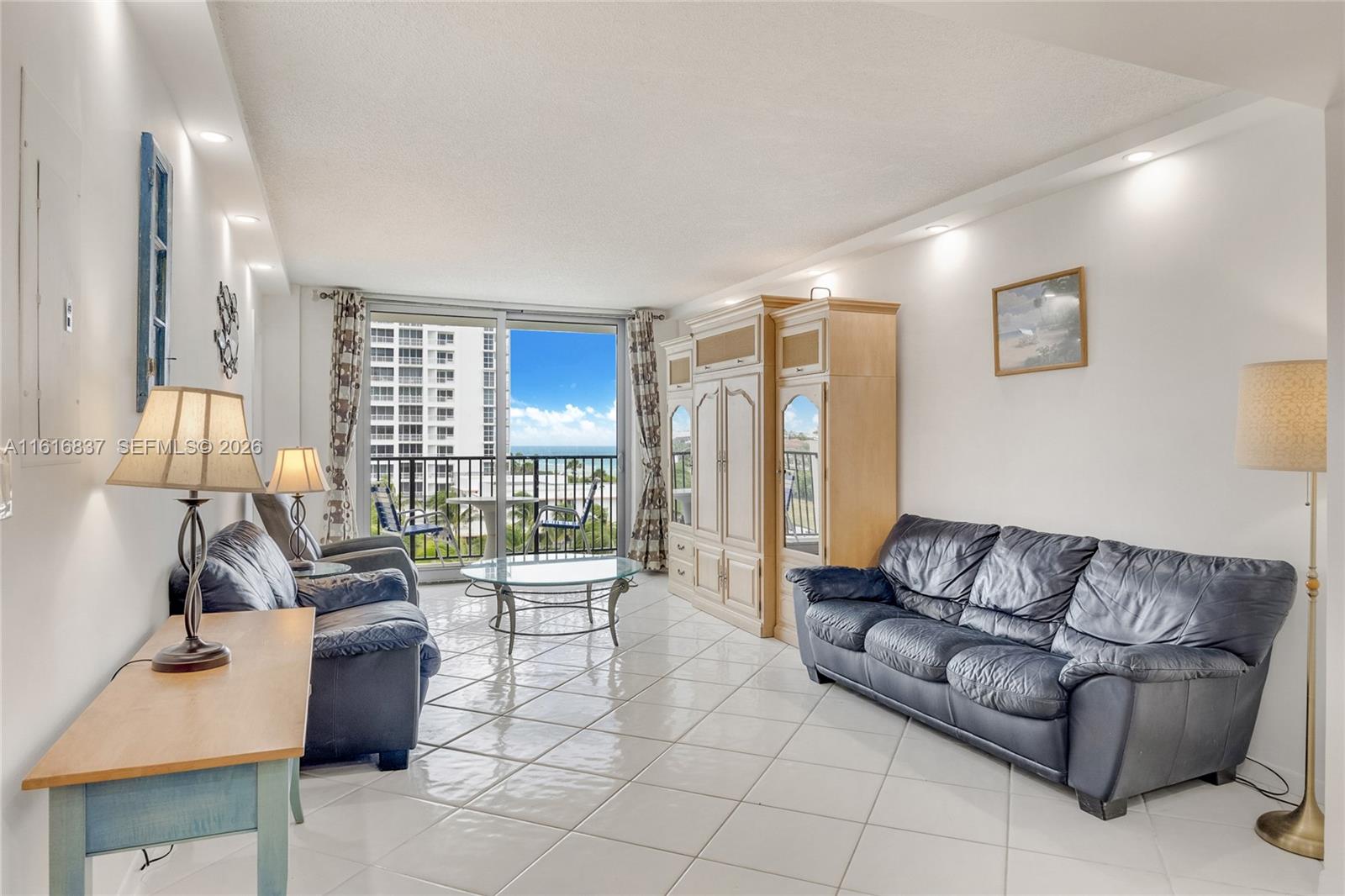 9273 Collins Ave # 507