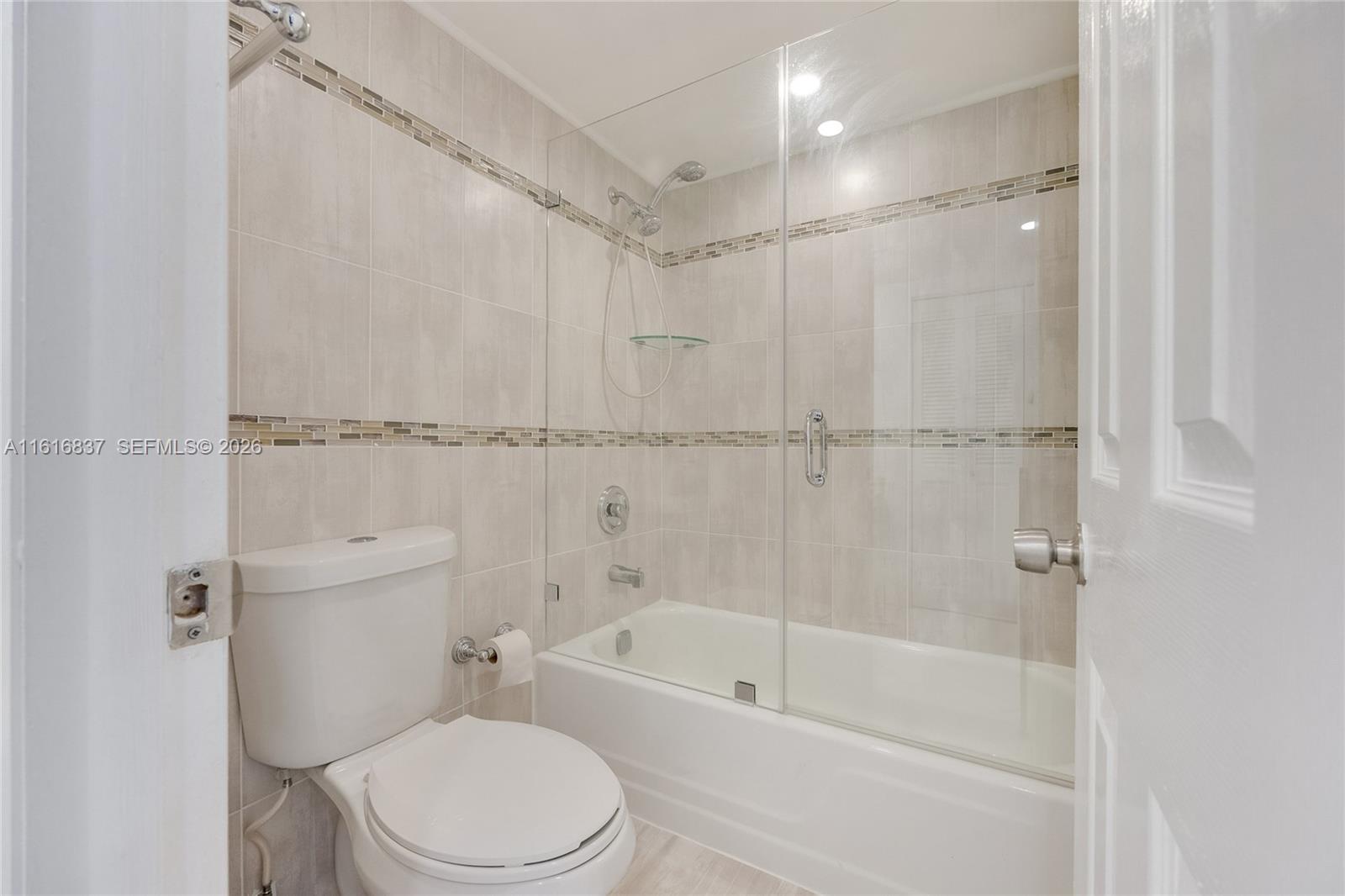 9273 Collins Ave # 507