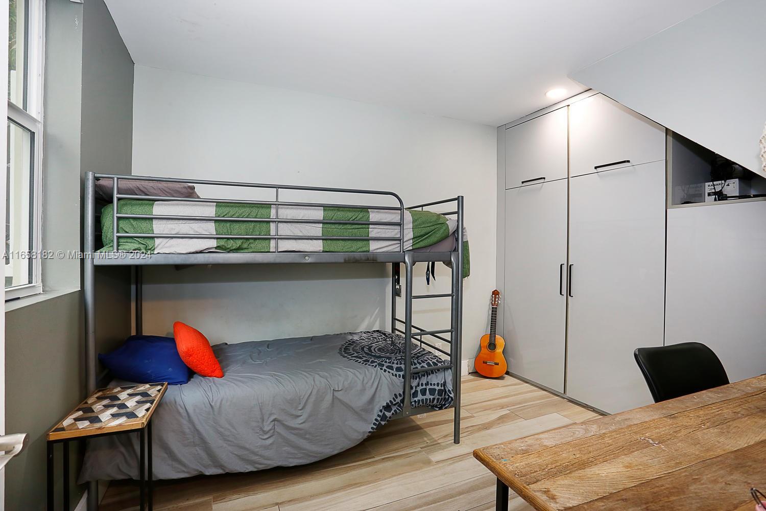 325 Meridian Ave # 8